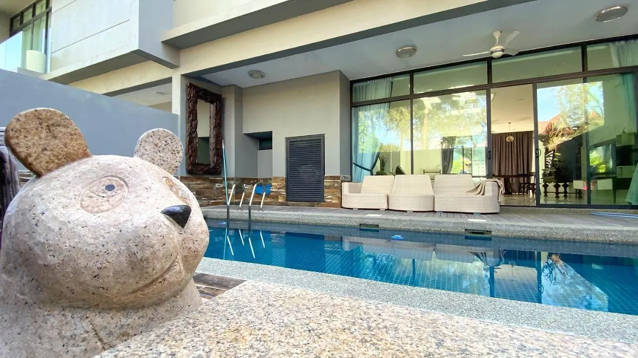 Lavanya Private Pool Villa Residence 2 Floors @ Pantai Cenang. Pantai Cenang  Μαλαισία