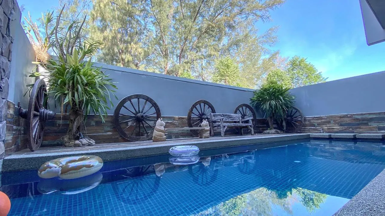 Lavanya Private Pool Villa Residence 2 Floors @ Pantai Cenang. Pantai Cenang